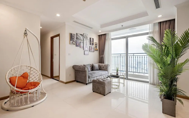 Landmark 81 - Sun Megalight Apartment