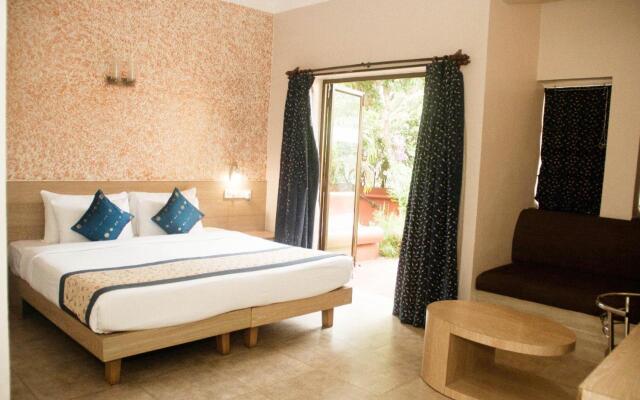 Whispering Palms Beach Resort
