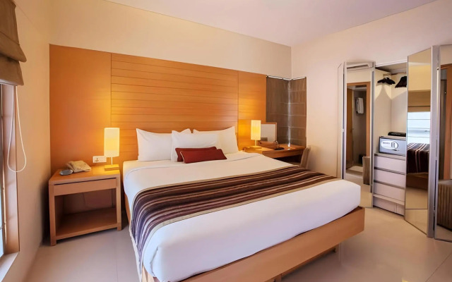 The Oakwood Hotel