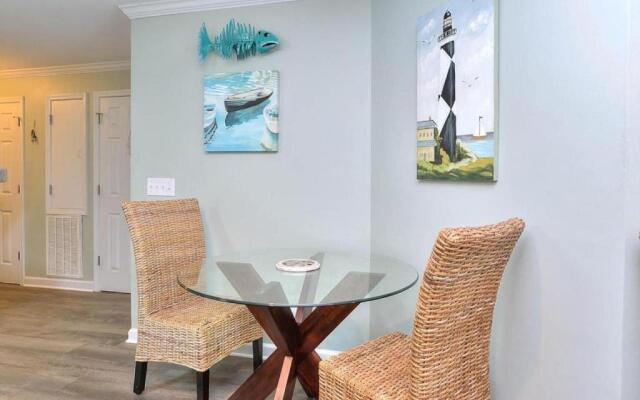 Ocean Walk 8103-Aqua Escape