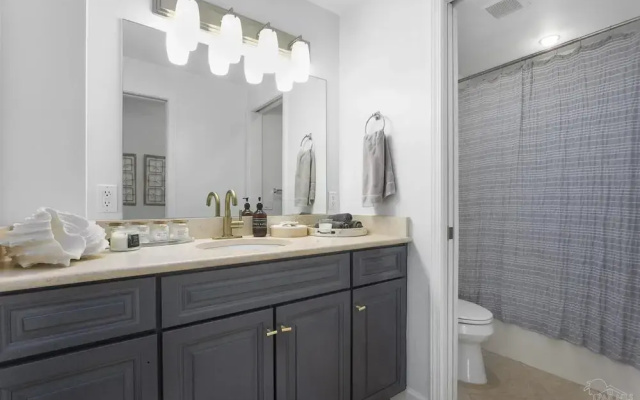 Portside Villas Unit 6