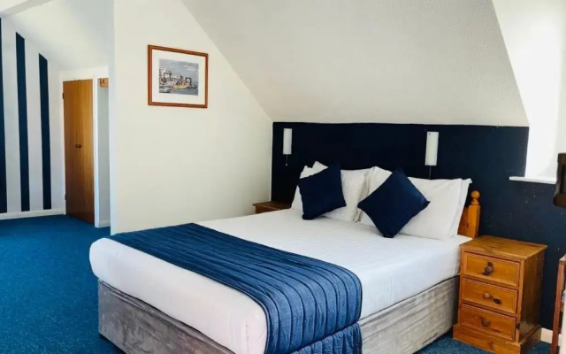 The Channel View Hotel