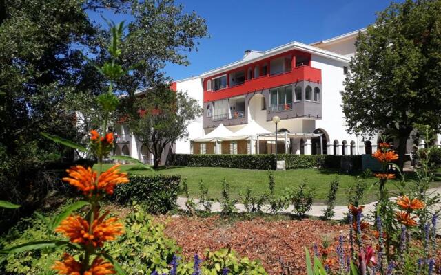 Appartement Lamalou-les-Bains, 2 pièces, 2 personnes - FR-1-451-107