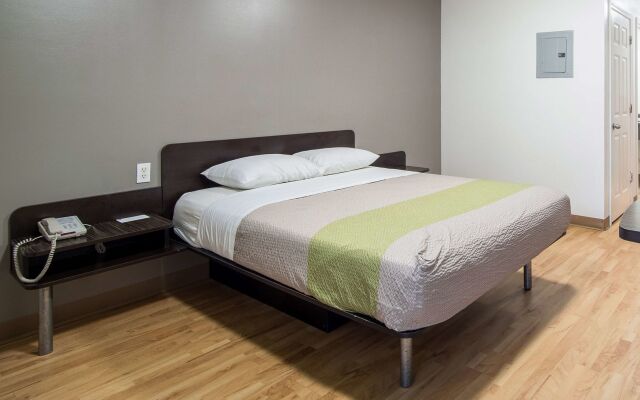 Studio 6 Augusta, GA - Fort Gordon