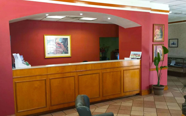 Mayfair Inn