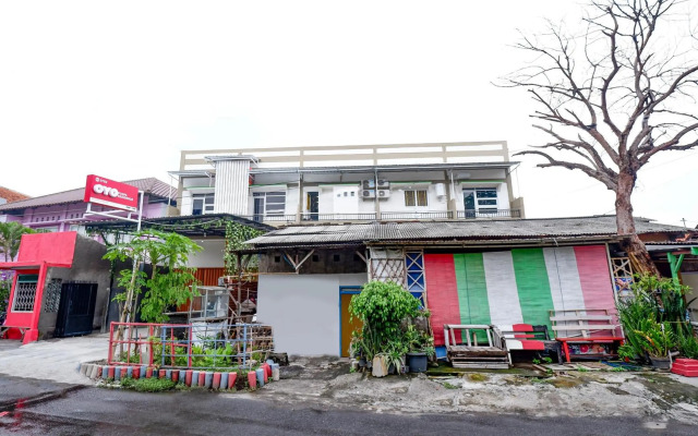 OYO 2782 Puspa Residence