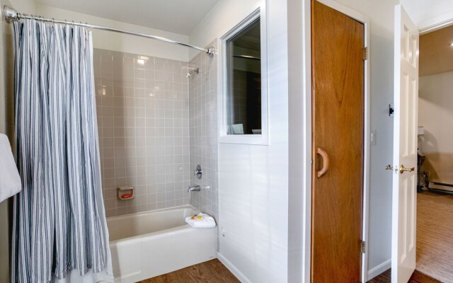 15 Chambertin Townhomes  3 Bedroom Townhouse by RedAwning