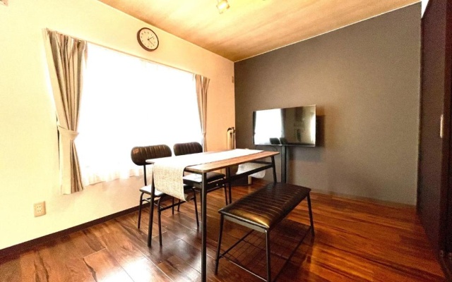 小型犬と滞在可能な4LDKtipeアパートメント貸切1室限定2022年4月完成 – Guest Rooms – Sapporo