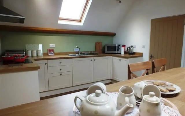 Pond Cottage