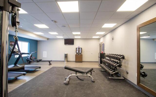 Hampton Inn & Suites North Attleboro