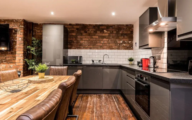 Prestige STAY Aparthotel - 27 Stanley Street Party Apartments