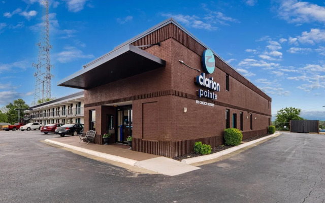 Clarion Pointe Winston – Salem Downtown