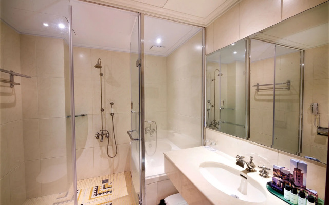 Shangrila Boutique Hotel