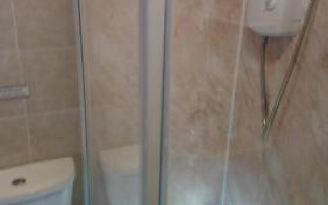 Lynmoore Guest House - BB