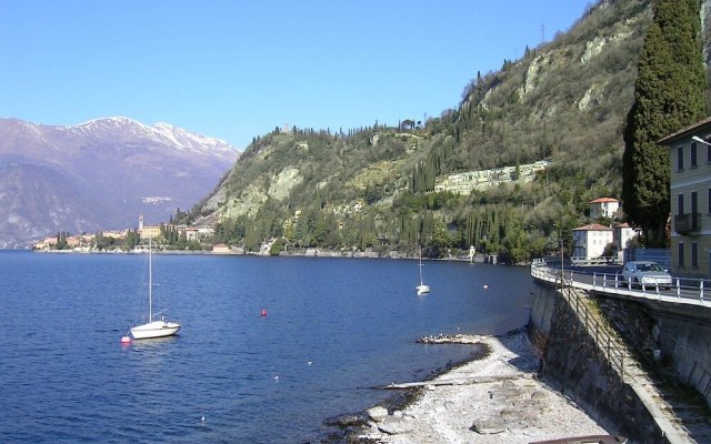 Sumptuous and panoramic Lake Como villa.