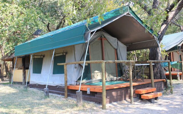 Ndhovu Safari Lodge - Campground