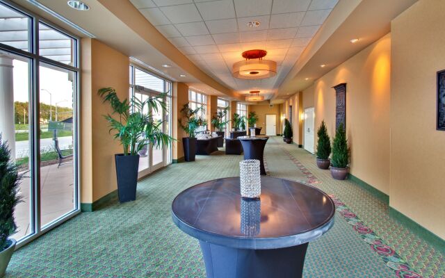 The Rewind West Des Moines, Tapestry Collection by Hilton