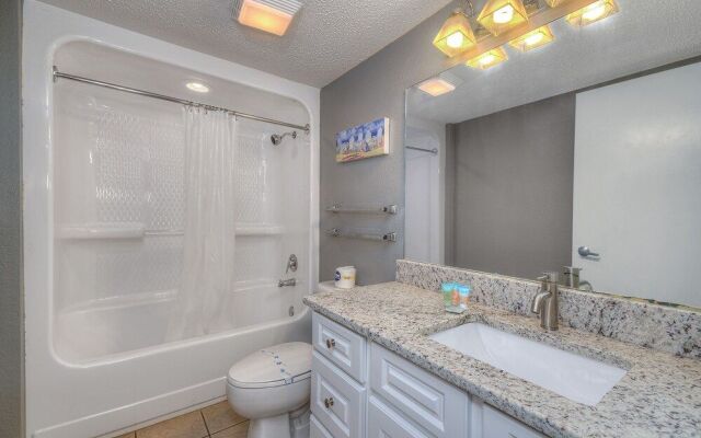 Roxanne Towers by Elliott Beach Rentals