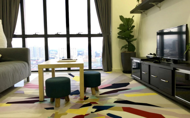 Charming Suite at Sunway and PJ