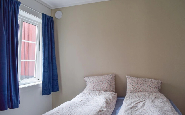 Beautiful Home in Tvedestrand With 3 Bedrooms and Wifi