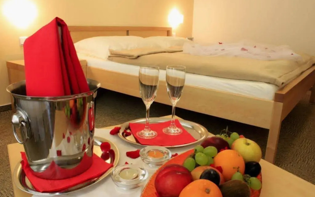 Hotel V Ráji