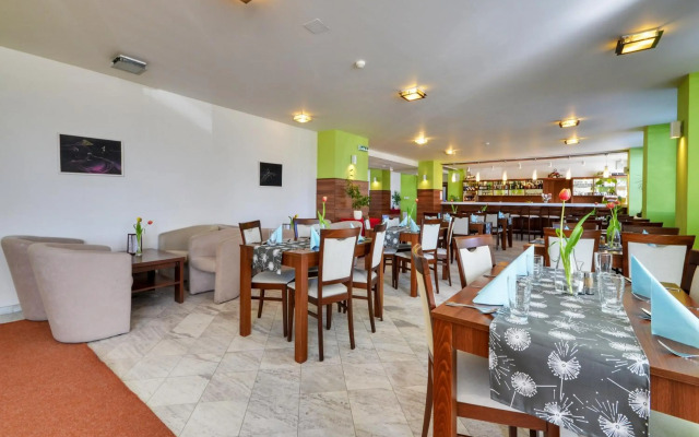 Klar Hotel