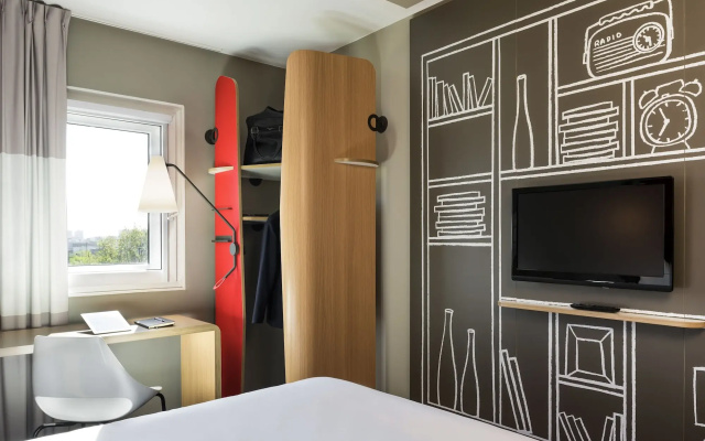 ibis Budapest Heroes Square