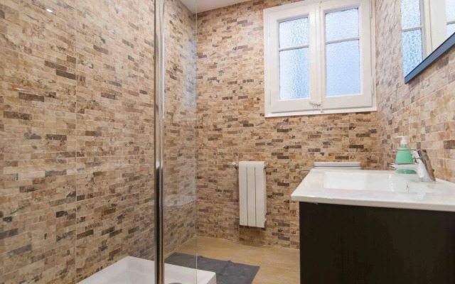 Go BCN Apartments - Castillejos