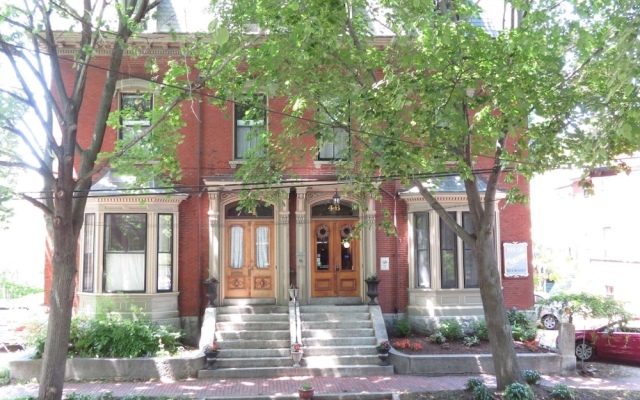 Blind Tiger Portland – Carleton Street