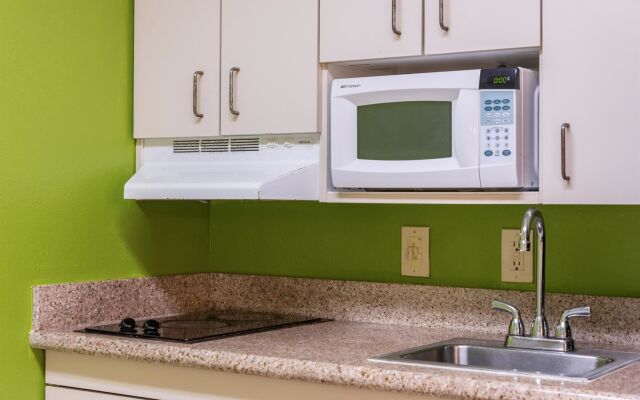 OYO Townhouse Sulphur, LA Extended Stay