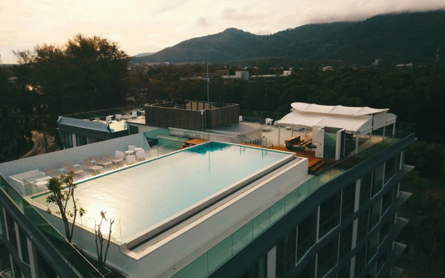 Oceanstone Phuket By Holy Cow 503