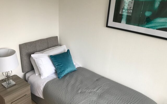 Stay In Liverpool Lytham House