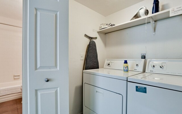 Runaway Bay Resort by BBG