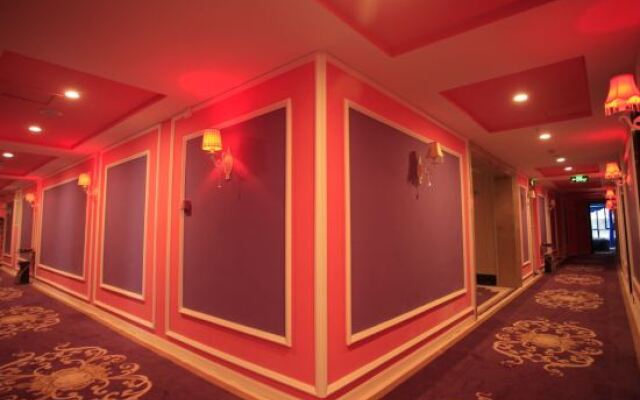 1314 Couple Theme Hotel (Chengdu Shudu Wanda Store)