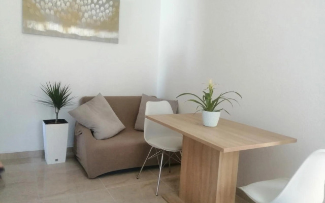 Seaview Holiday Apartments, Ventura Nin