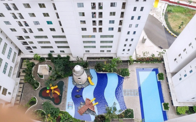 2BR Near Shopping Centre Bassura Apartment