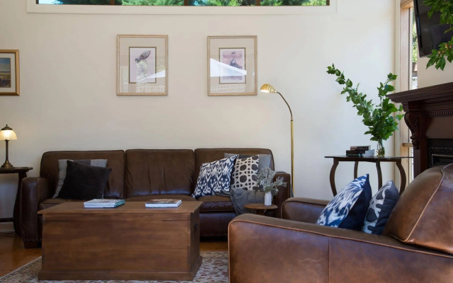 Hillside Daylesford House