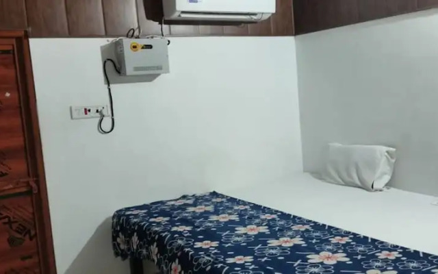 Prakash Palace Ayodhya