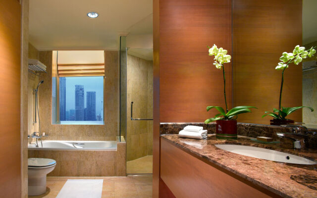 Pullman Kuala Lumpur City Centre Hotel & Residences