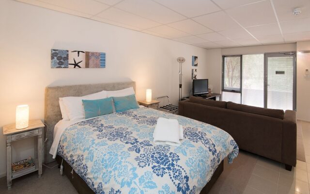 Pegasus Apartments