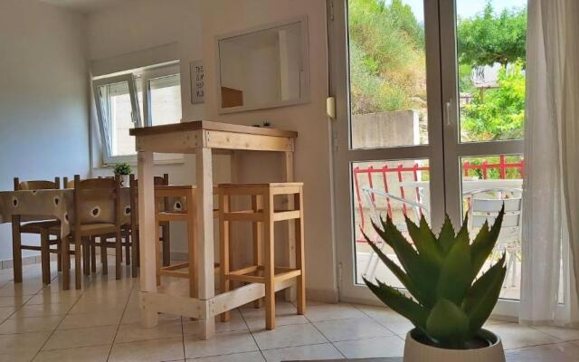 Apartments Zvone