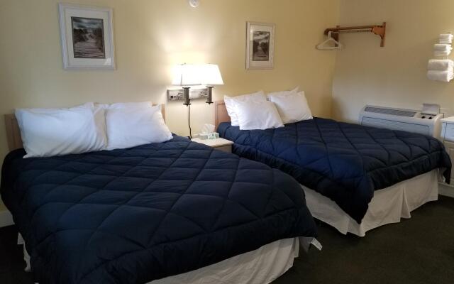 Captain's Quarters Motel