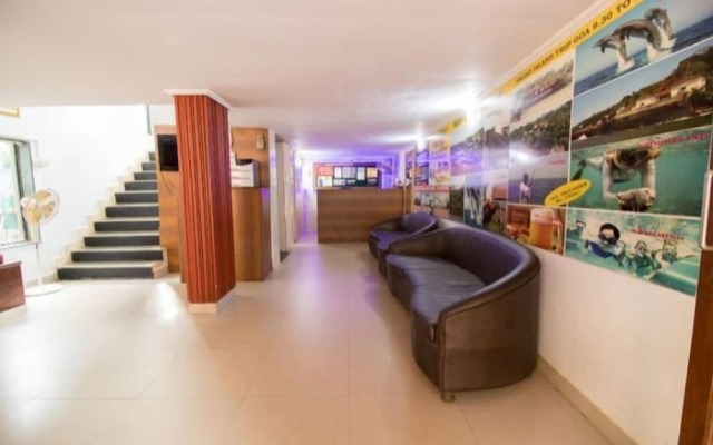 Hotel Travellers Inn