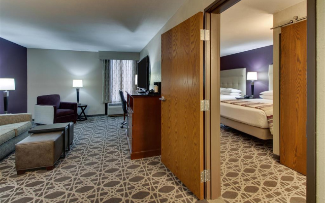Drury Inn & Suites Poplar Bluff