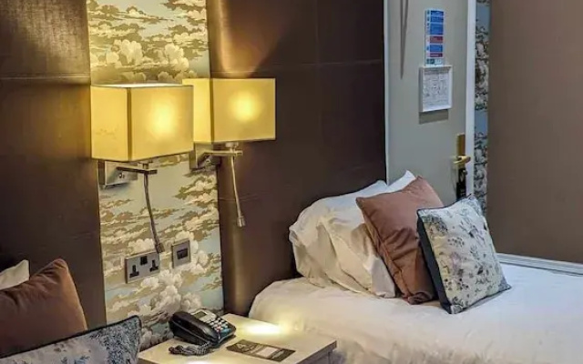 The Glendower Hotel
