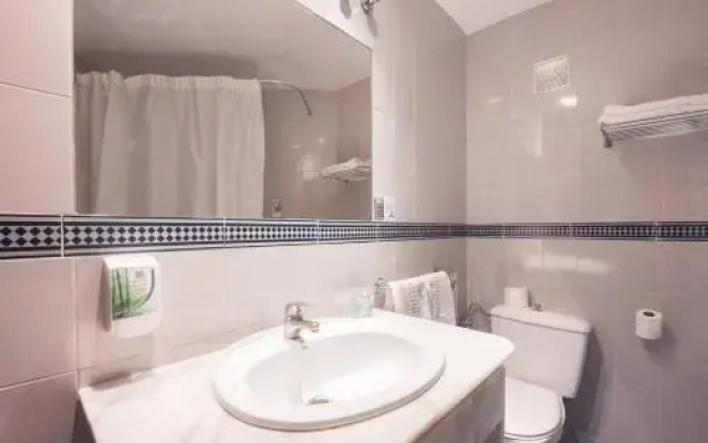 Hotel Santa Cruz II
