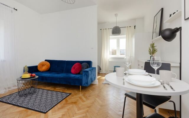 Modern Studio Abramowskiego by Renters