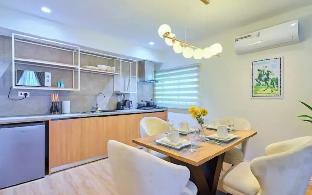 Blossom Service Apartment
