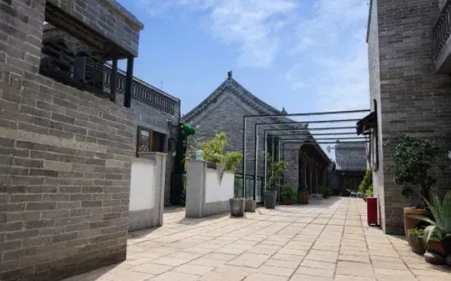 Luoyang lanshe Hotel (Luoyi ancient city store)