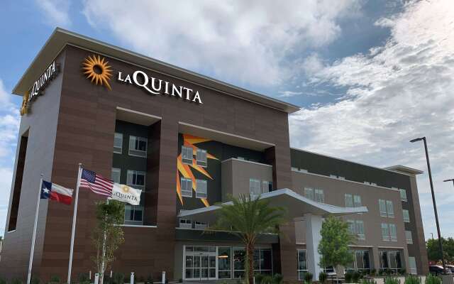 La Quinta Inn & Suites by Wyndham Texas City I 45